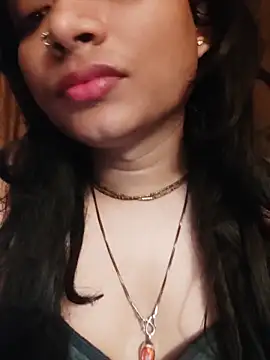 SweetTsAngel online show from May 2026 06:33:01 PM