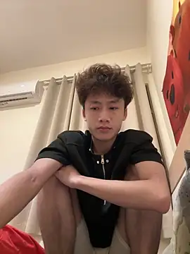 Snapshot of sexyboy-3525 chatting on April 2026 11:04:01 AM sexyboy-3525 online show from April 2026 11:04:01 AM