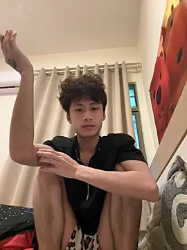 sexyboy-3525 online show from May 2026 05:00:01 AM