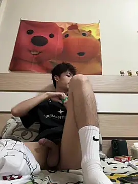 Snapshot of sexyboy-3525 chatting on June 2026 04:40:02 PM sexyboy-3525 online show from June 2026 04:40:02 PM