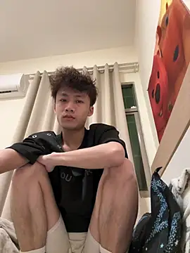 Snapshot of sexyboy-3525 chatting on April 2026 02:45:02 PM sexyboy-3525 online show from April 2026 02:45:02 PM