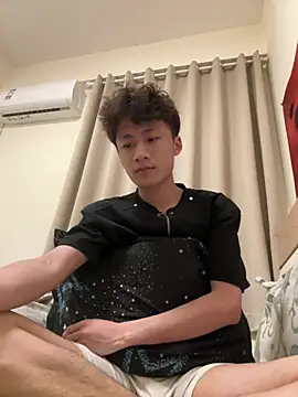 Snapshot of sexyboy-3525 chatting on April 2026 02:58:01 PM sexyboy-3525 online show from April 2026 02:58:01 PM