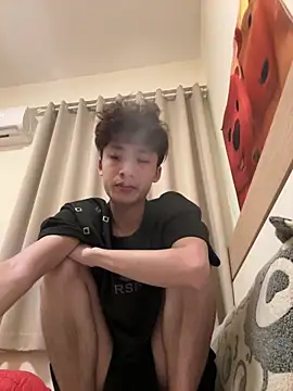 Snapshot of sexyboy-3525 chatting on April 2026 05:58:02 AM sexyboy-3525 online show from April 2026 05:58:02 AM