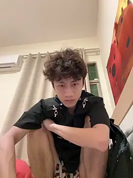 sexyboy-3525 online show from May 2026 02:05:01 PM