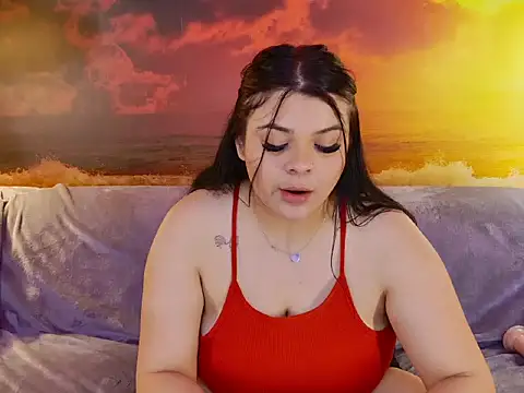 Snapshot of MadyMoan chatting on April 2026 05:46:01 AM MadyMoan online show from April 2026 05:46:01 AM