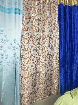 Snapshot of Sweet-Ellina chatting on March 2026 04:25:01 AM Sweet-Ellina online show from March 2026 04:25:01 AM