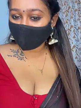 Snapshot of Sweet-Ellina chatting on April 2026 04:47:02 AM Sweet-Ellina online show from April 2026 04:47:02 AM