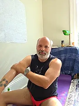 Snapshot of BiDadDreams chatting on June 2026 05:30:02 PM BiDadDreams online show from June 2026 05:30:02 PM