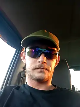 Snapshot of ekslus247 chatting on April 2026 03:46:02 PM ekslus247 online show from April 2026 03:46:02 PM