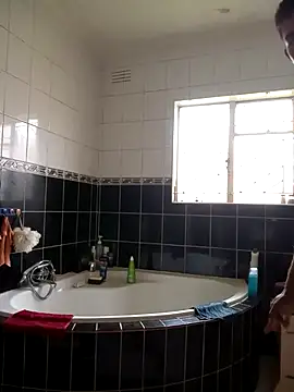 Snapshot of ekslus247 chatting on April 2026 09:00:01 AM ekslus247 online show from April 2026 09:00:01 AM