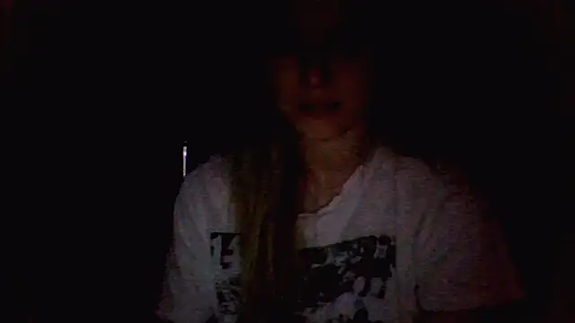 Alisa Swan  online show from April 2026 06:49:02 PM