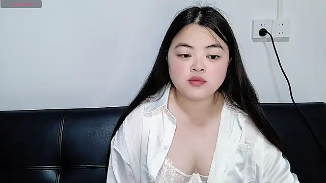 Snapshot of 77--bb chatting on April 2026 11:41:02 PM 77--bb online show from April 2026 11:41:02 PM