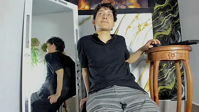 eros fangs online show from April 2026 03:23:01 AM