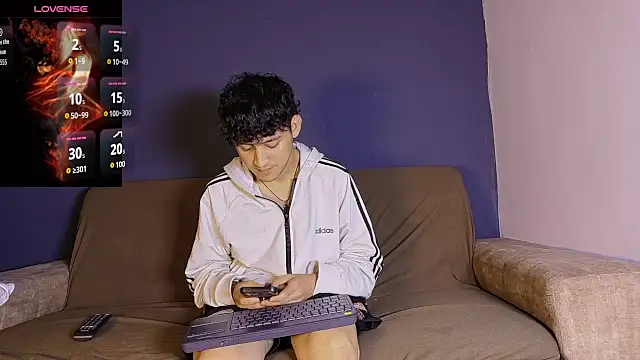 eros fangs online show from April 2026 12:18:02 AM