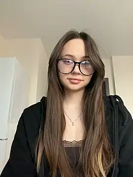 NIKAGPT online show from April 2026 12:29:01 PM