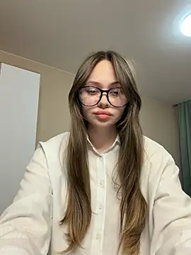 NIKAGPT online show from April 2026 07:47:01 PM