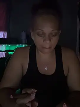 Snapshot of SHY_QUINN chatting on May 2026 08:30:02 PM SHY QUINN online show from May 2026 08:30:02 PM
