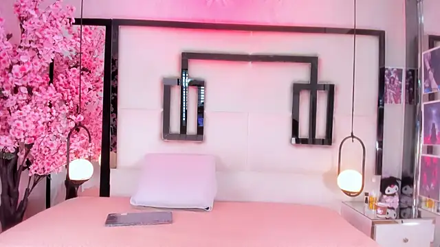 Adawonk1 online show from April 2026 08:32:02 PM