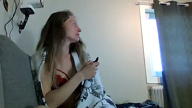 BlondeXtar online show from April 2026 05:53:02 AM