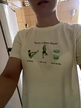 Cristal Ruivinha online show from April 2026 02:02:01 PM