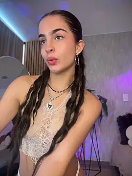 EmmaVonn online show from April 2026 07:37:01 PM