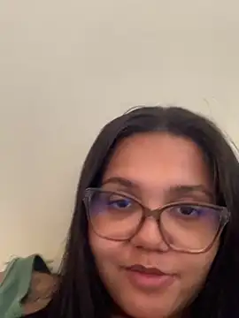 viviboraaaa online show from April 2026 06:16:02 PM