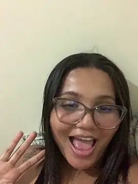 viviboraaaa online show from April 2026 02:53:01 AM