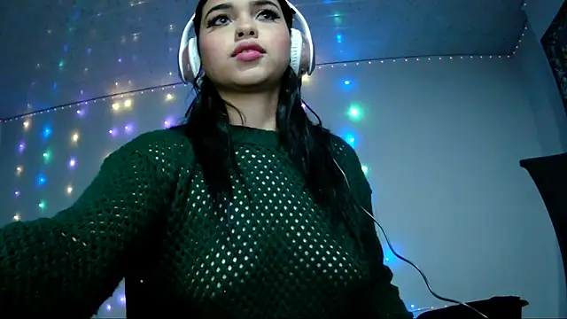 Luna Velvet7 online show from May 2026 01:36:01 AM