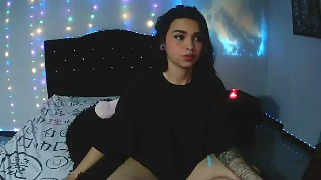 Luna Velvet7 online show from May 2026 05:36:02 AM