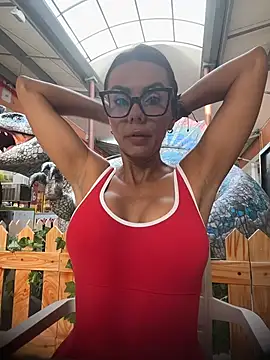 Snapshot of SofiParma chatting on July 2026 10:16:01 PM SofiParma online show from July 2026 10:16:01 PM