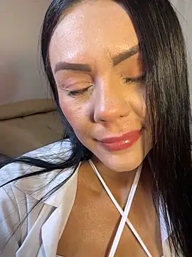 SofiParma online show from April 2026 07:09:01 PM