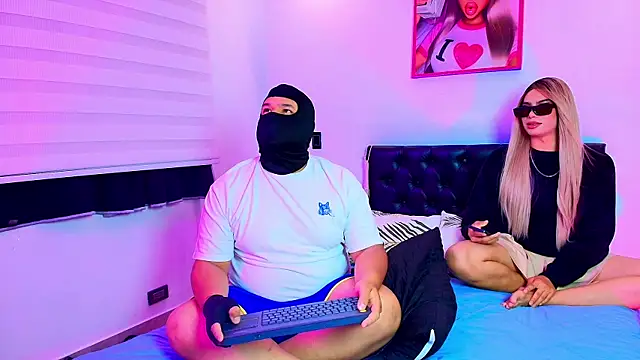 BrittXDante online show from April 2026 05:43:02 AM