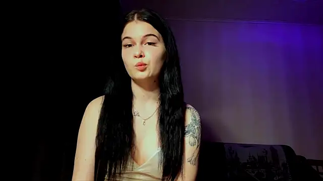 BellaLuxury online show from April 2026 03:08:01 PM