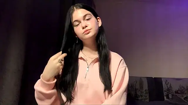 BellaLuxury online show from April 2026 03:51:02 PM