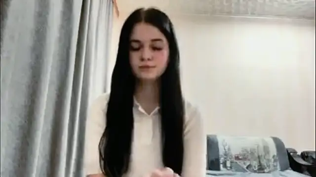 BellaLuxury online show from April 2026 03:13:02 PM