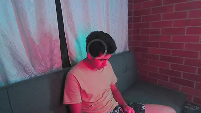 ethann2  online show from April 2026 03:57:02 AM