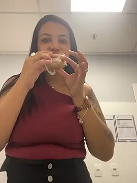 Deusa Arcana online show from April 2026 01:27:01 PM