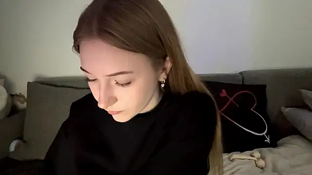 KatrineDrea online show from April 2026 03:13:01 PM