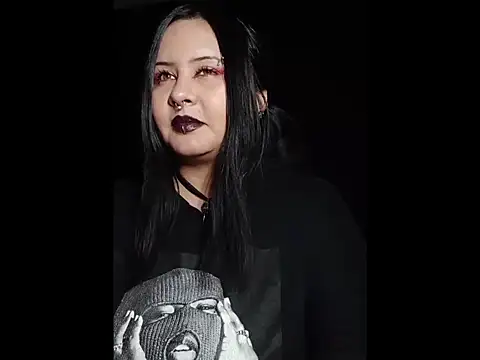 Snapshot of PrincessRaven chatting on April 2026 03:52:01 AM PrincessRaven online show from April 2026 03:52:01 AM