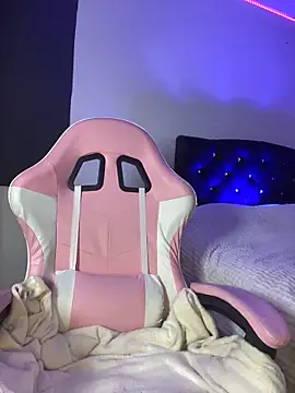 its Lia 1 online show from April 2026 12:07:02 PM