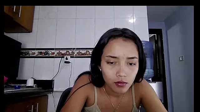 Emily Gross online show from April 2026 07:45:01 AM