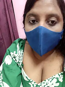 Tami-sonia online show from March 2026 07:49:01 PM