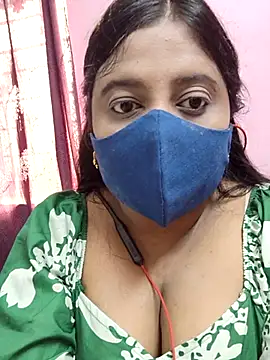 Tami-sonia online show from April 2026 10:43:01 AM