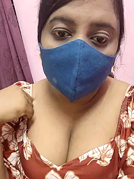 Tami-sonia online show from April 2026 04:03:01 PM