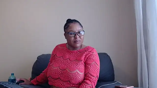 xxZoeyx online show from March 2026 05:04:02 AM