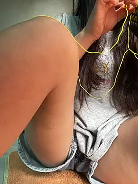 Snapshot of Gina-li chatting on April 2026 01:18:01 AM Gina-li online show from April 2026 01:18:01 AM