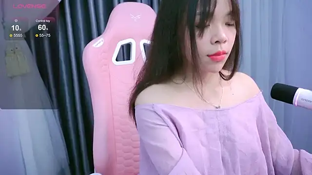 Lu Ly22 online show from April 2026 02:10:01 PM