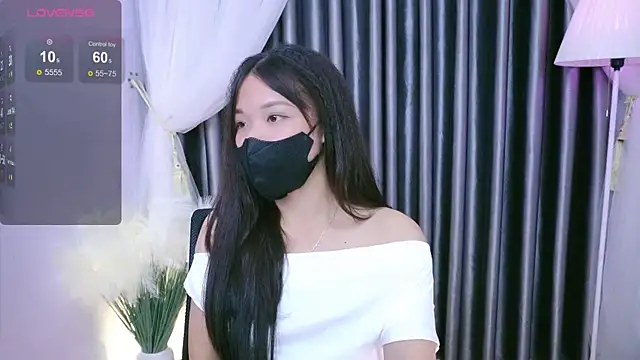Lu Ly22 online show from May 2026 01:54:01 PM