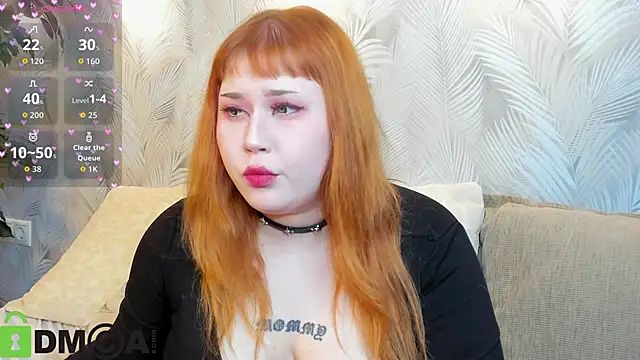 Snapshot of Roxy_Moor chatting on June 2026 09:08:02 AM Roxy Moor online show from June 2026 09:08:02 AM