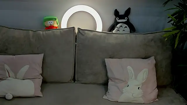 Roxy Moor online show from April 2026 07:59:02 AM